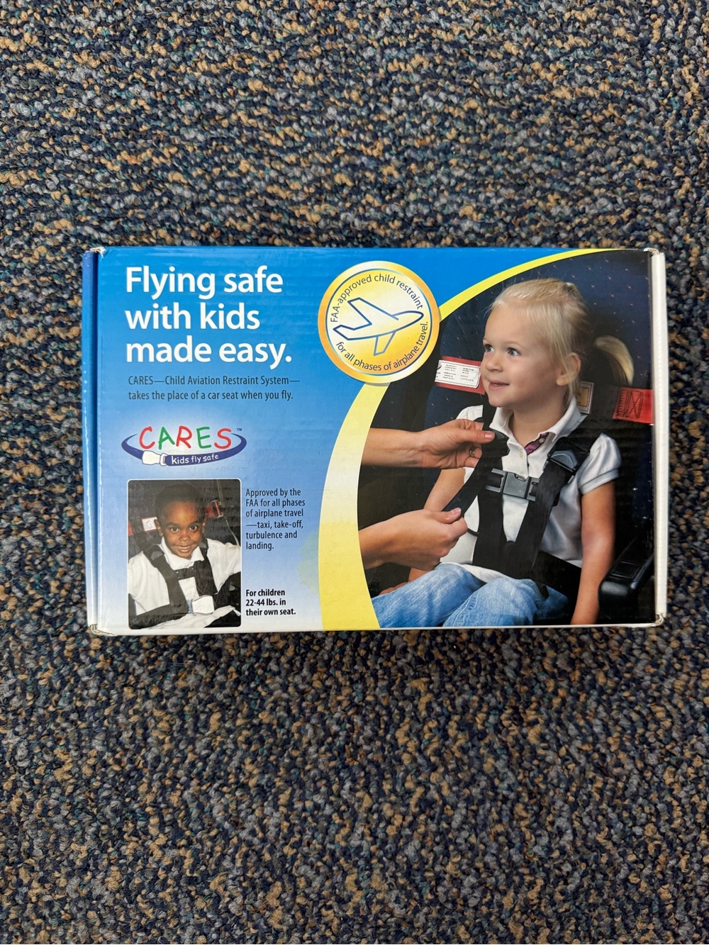Child Airplane Travel Harness - Picture 2 of 4